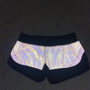 Lululemon reflective running short Size 8.